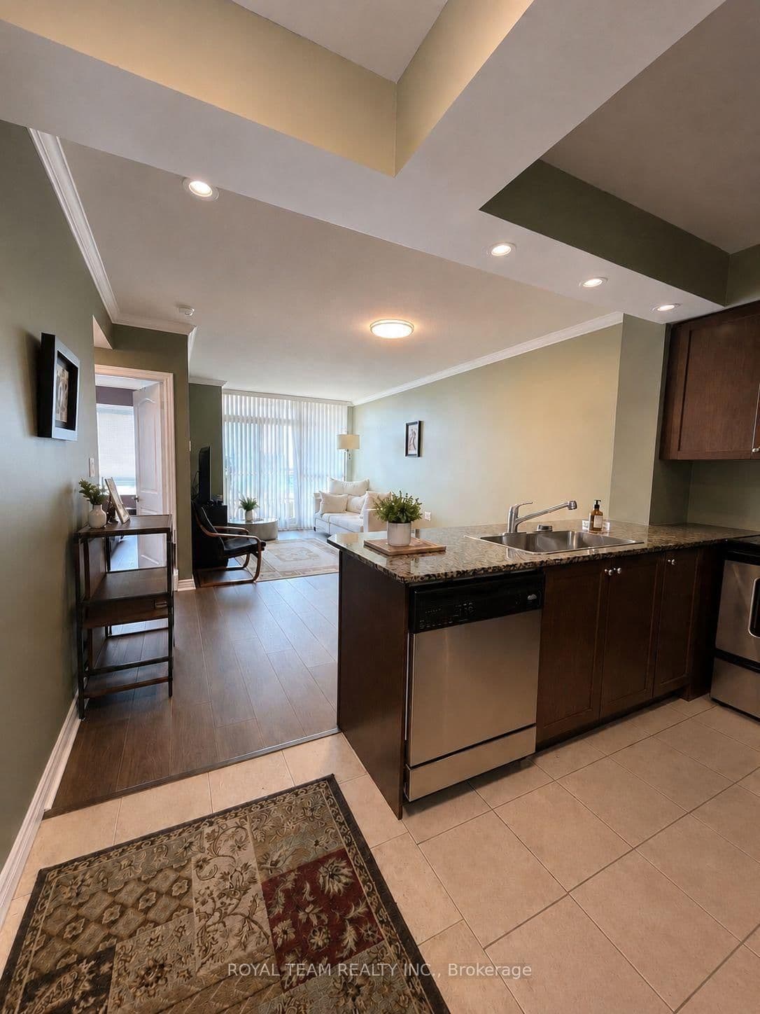 100 Promenade Circle, Unit 1110 thumbnail 3
