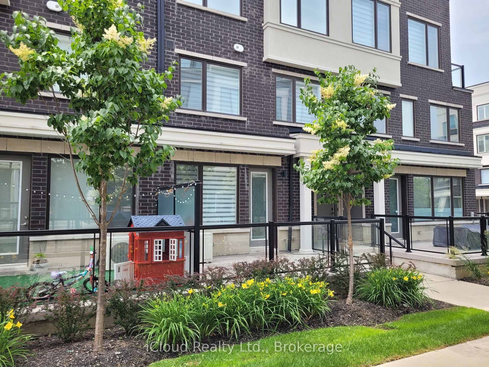 300 Alex Gardner Circle, Unit 55 thumbnail 3