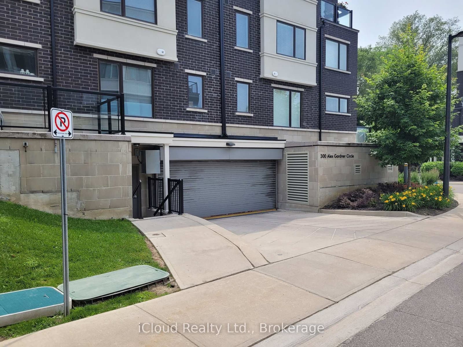 300 Alex Gardner Circle, Unit 55 thumbnail 4
