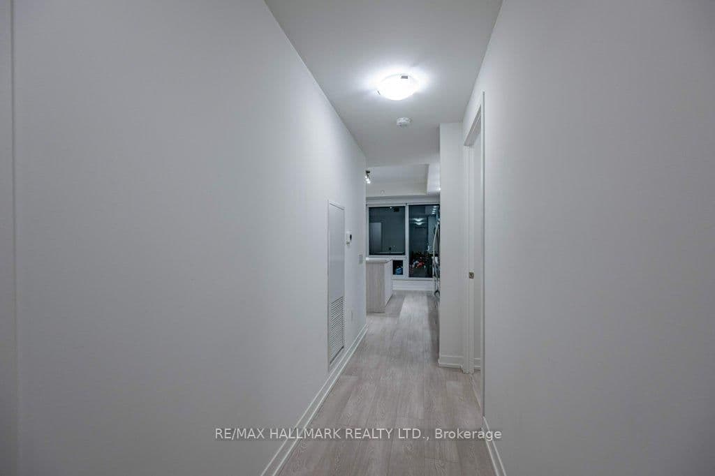 8868 Yonge Street, Unit 1507E thumbnail 4