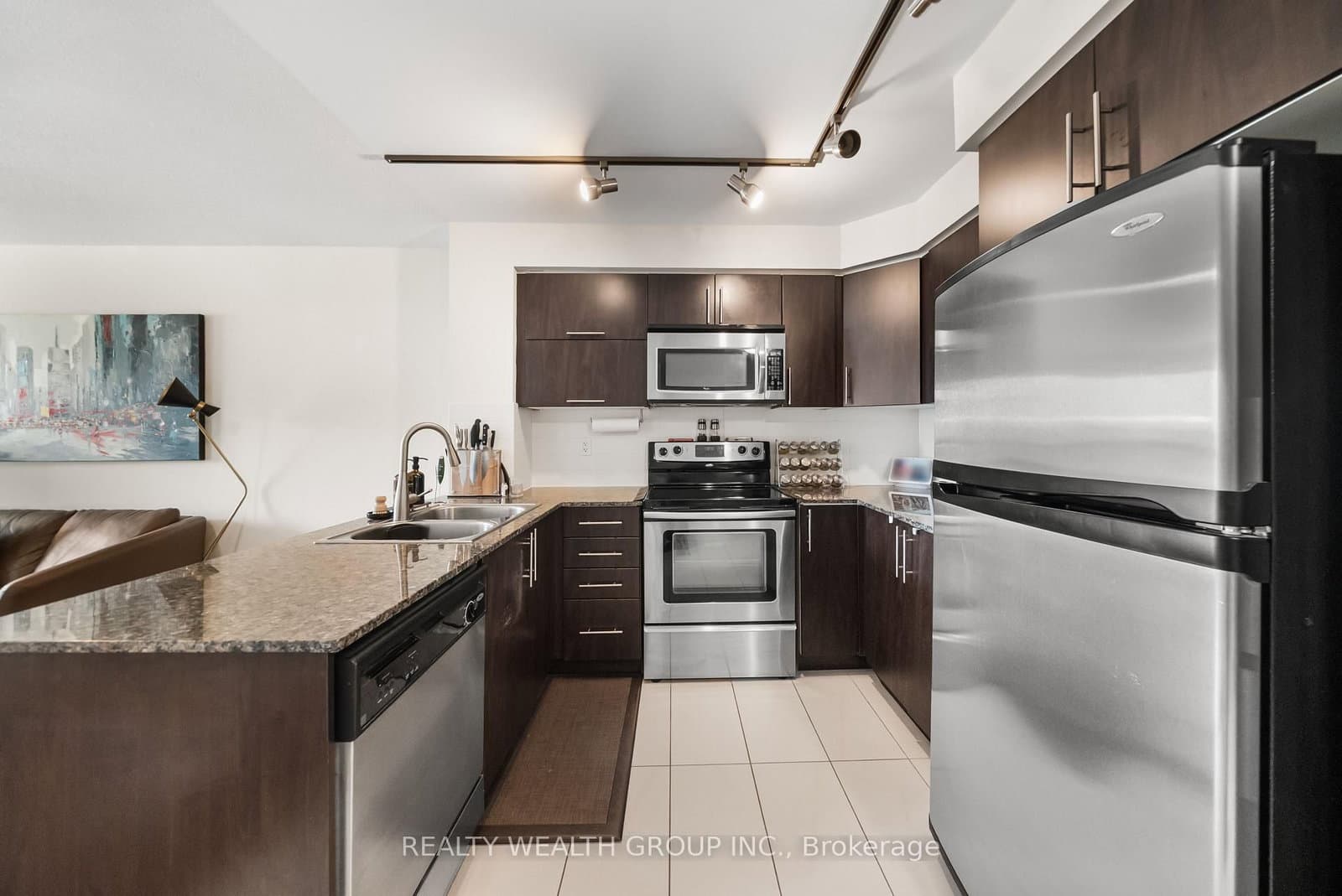 50 Clegg Road, Unit 822 thumbnail 5