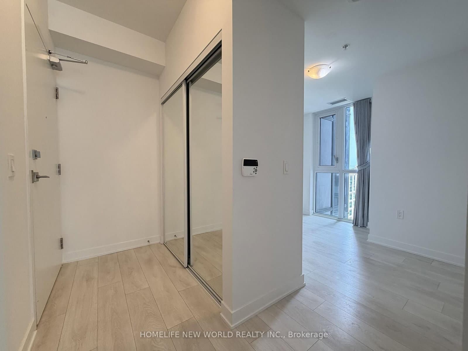 75 Oneida Crescent, Unit 1210 thumbnail 3