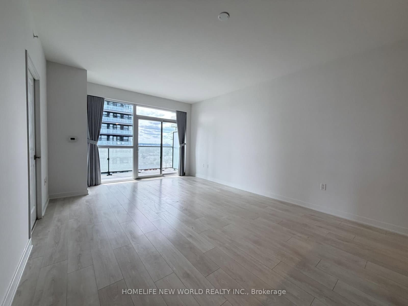 75 Oneida Crescent, Unit 1210 thumbnail 9