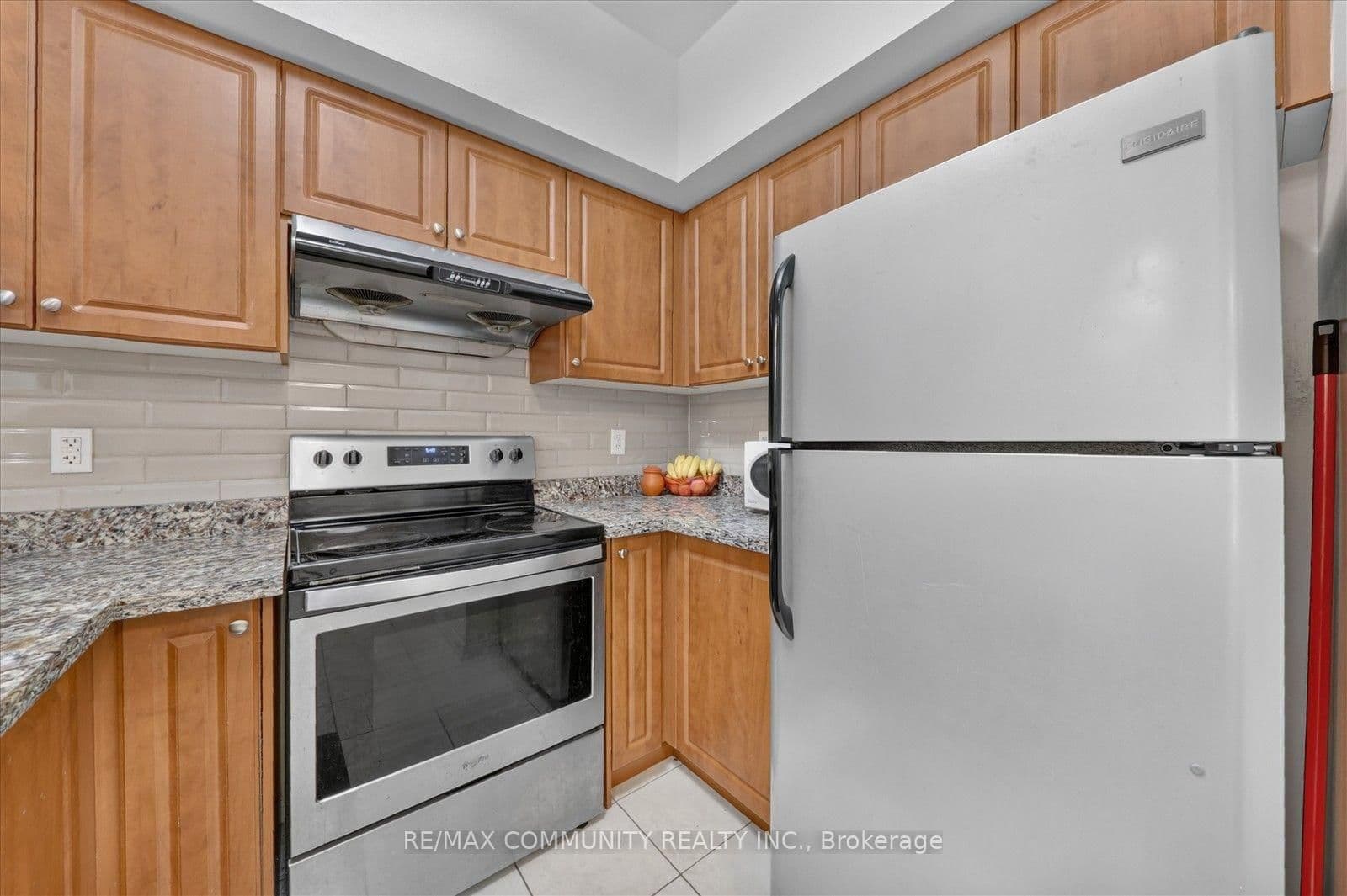 9431 Jane Street, Unit 308 thumbnail 15