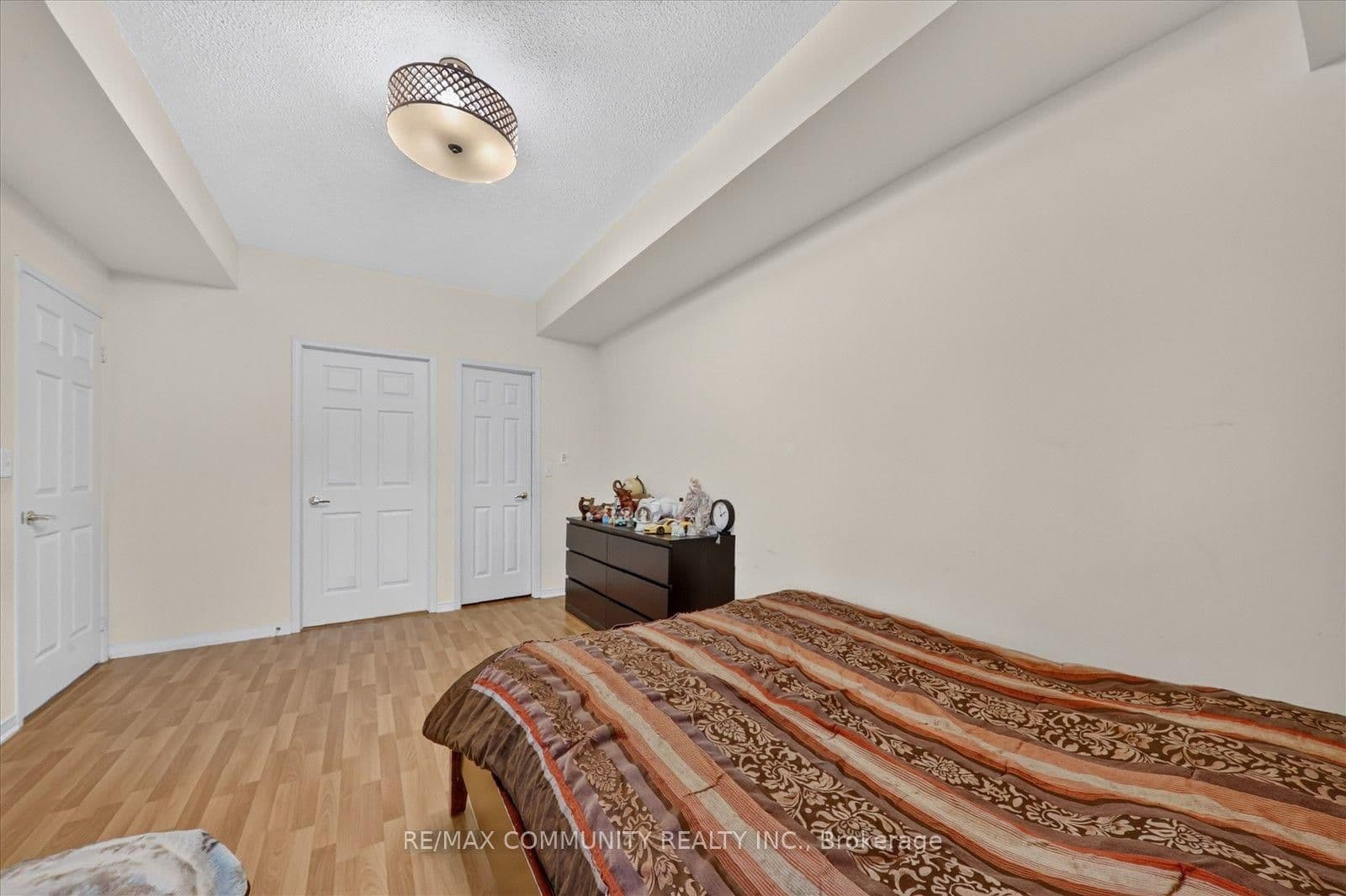 9431 Jane Street, Unit 308 thumbnail 31