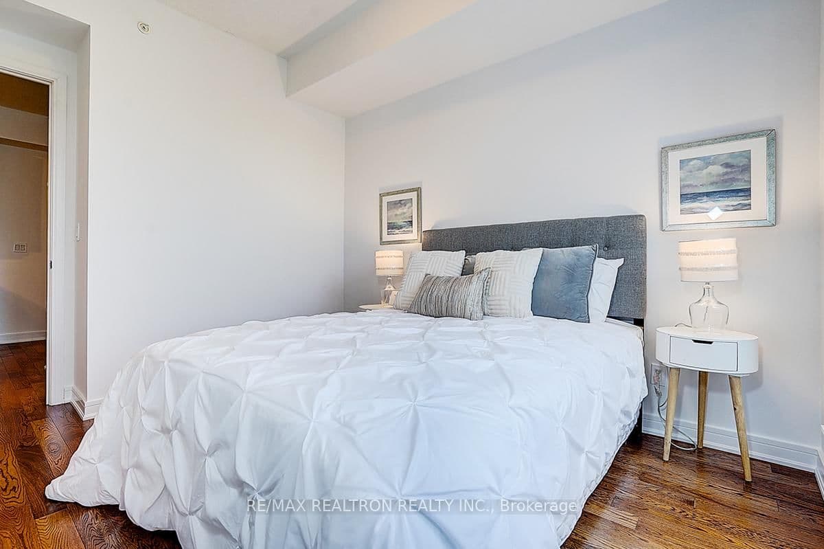 9191 Yonge Street, Unit SW 321 thumbnail 23