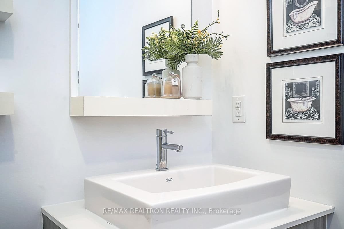 9191 Yonge Street, Unit SW 321 thumbnail 28