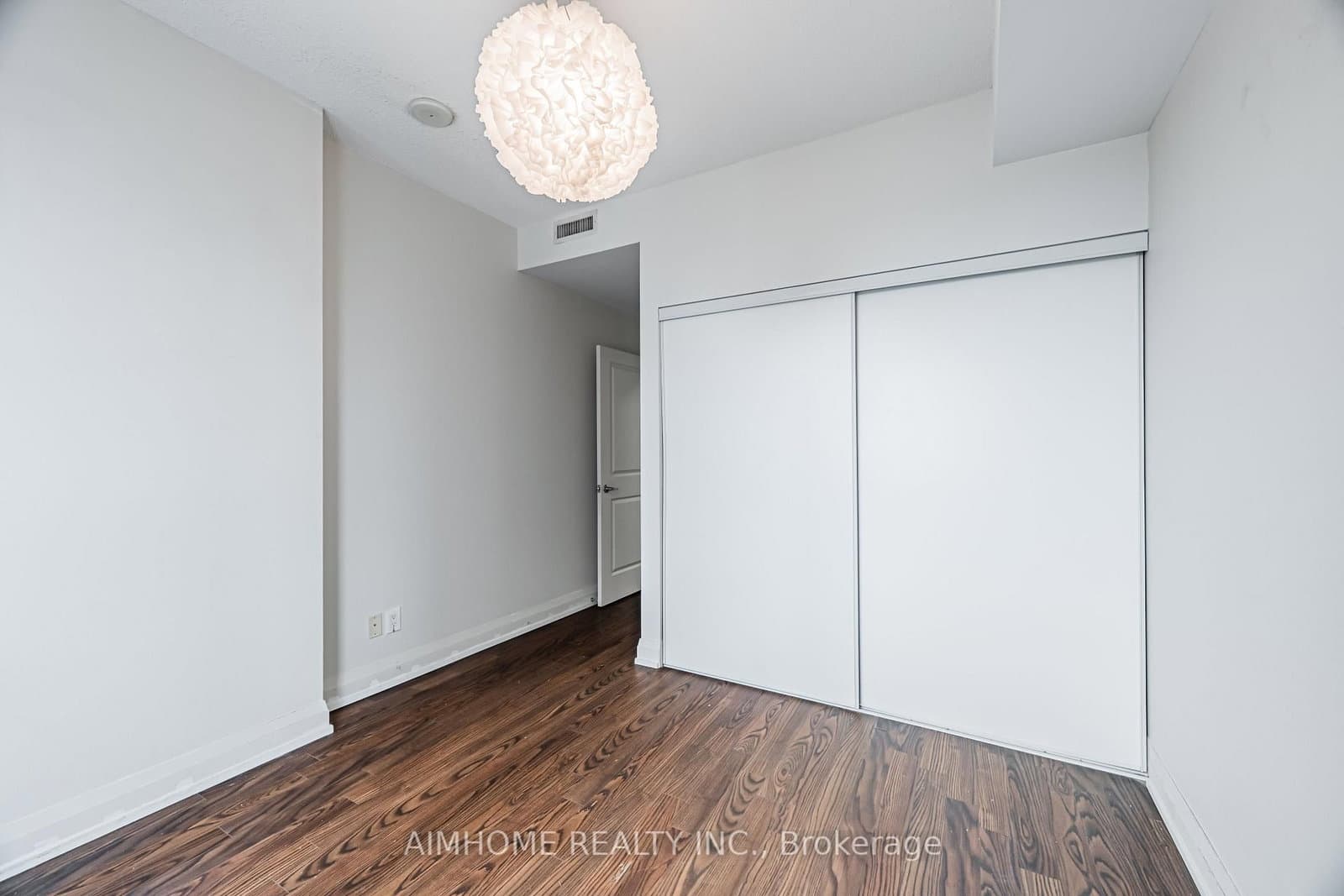 7171 Yonge Street, Unit 1115 thumbnail 19