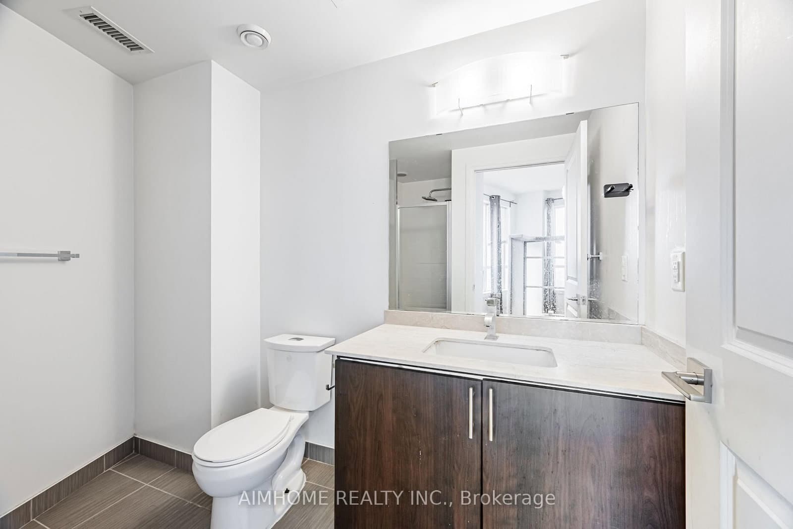 7171 Yonge Street, Unit 1115 thumbnail 24