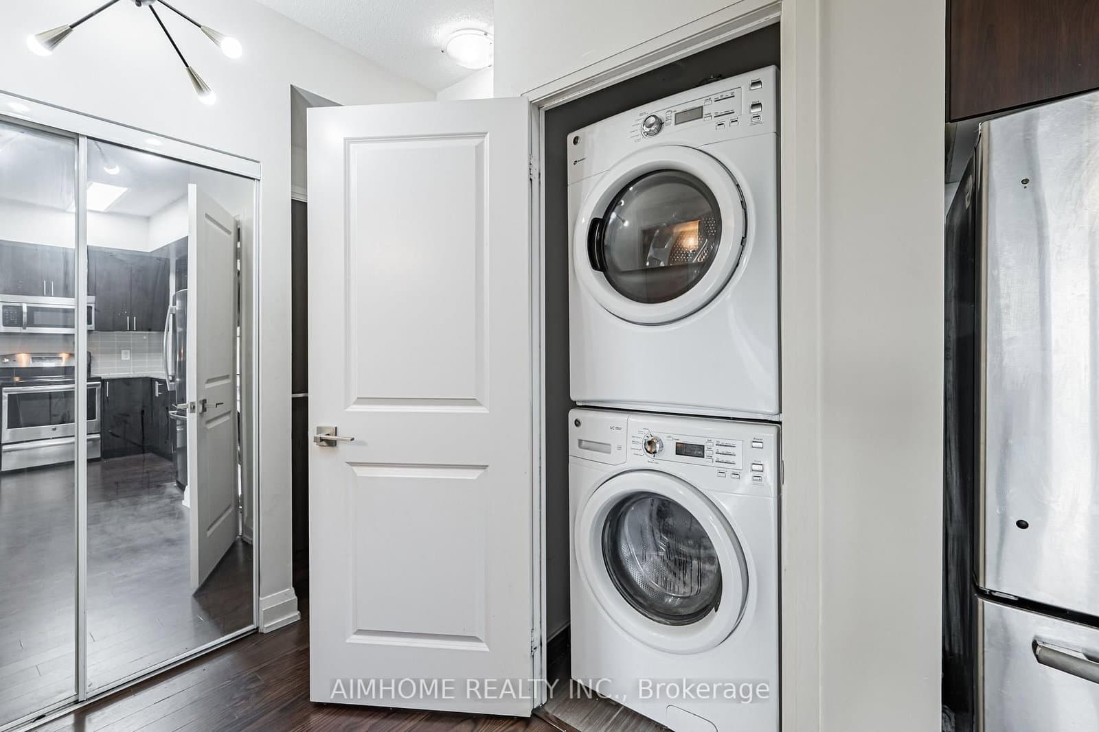 7171 Yonge Street, Unit 1115 thumbnail 26