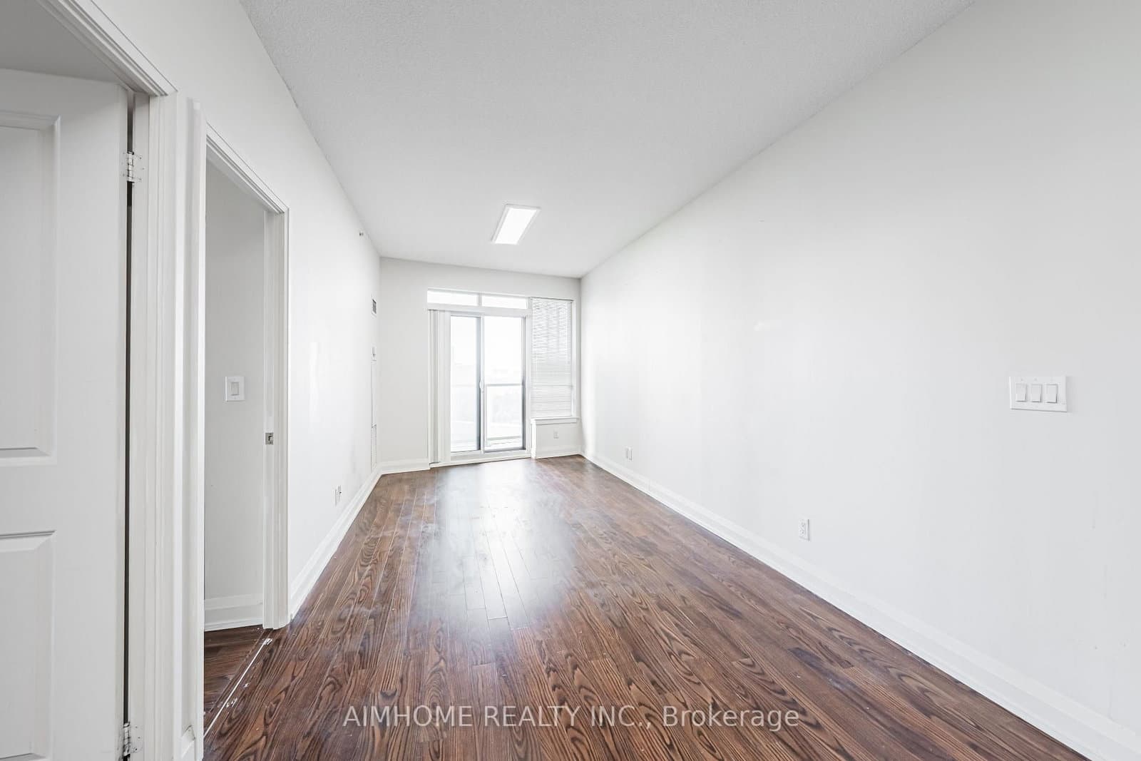 7171 Yonge Street, Unit 1115 thumbnail 7
