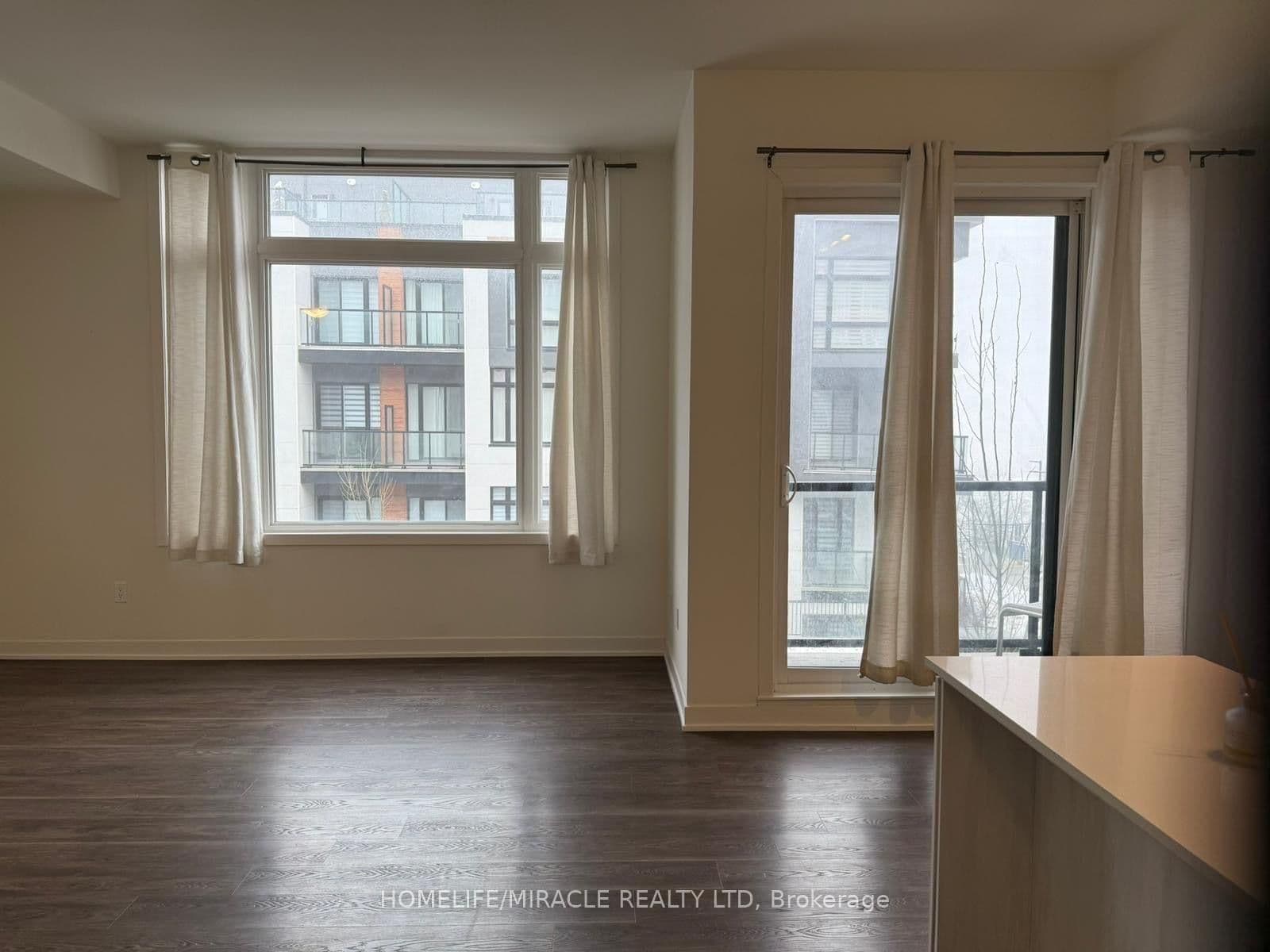 2 Steckley House Lane, Unit 924 thumbnail 7