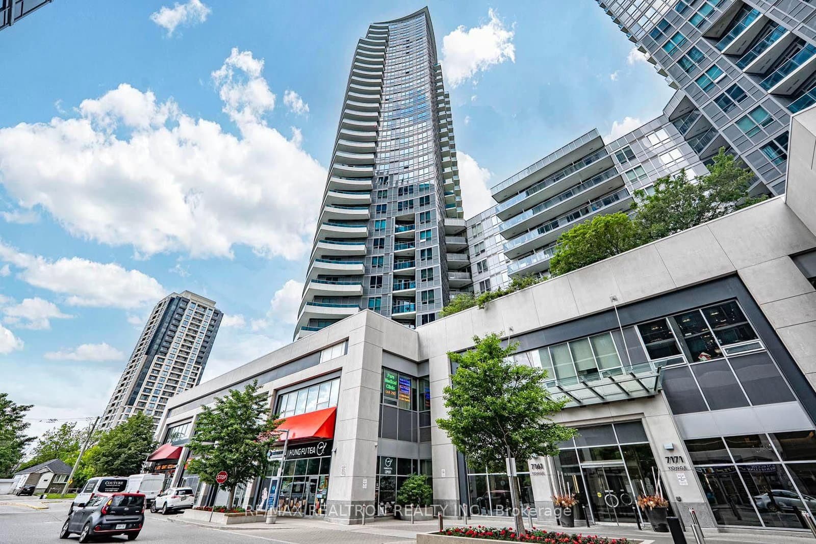 #418 - 7161 Yonge Street