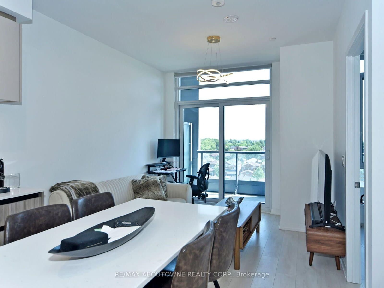 7950 Bathurst Street, Unit 613 thumbnail 25
