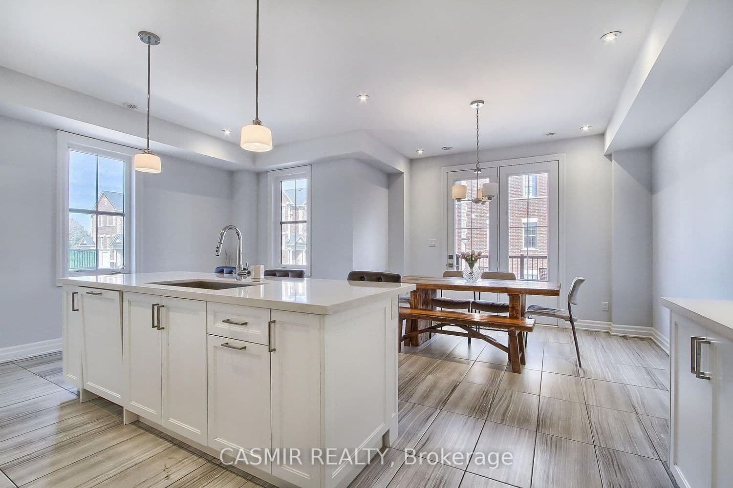 9873 Keele Street thumbnail 15
