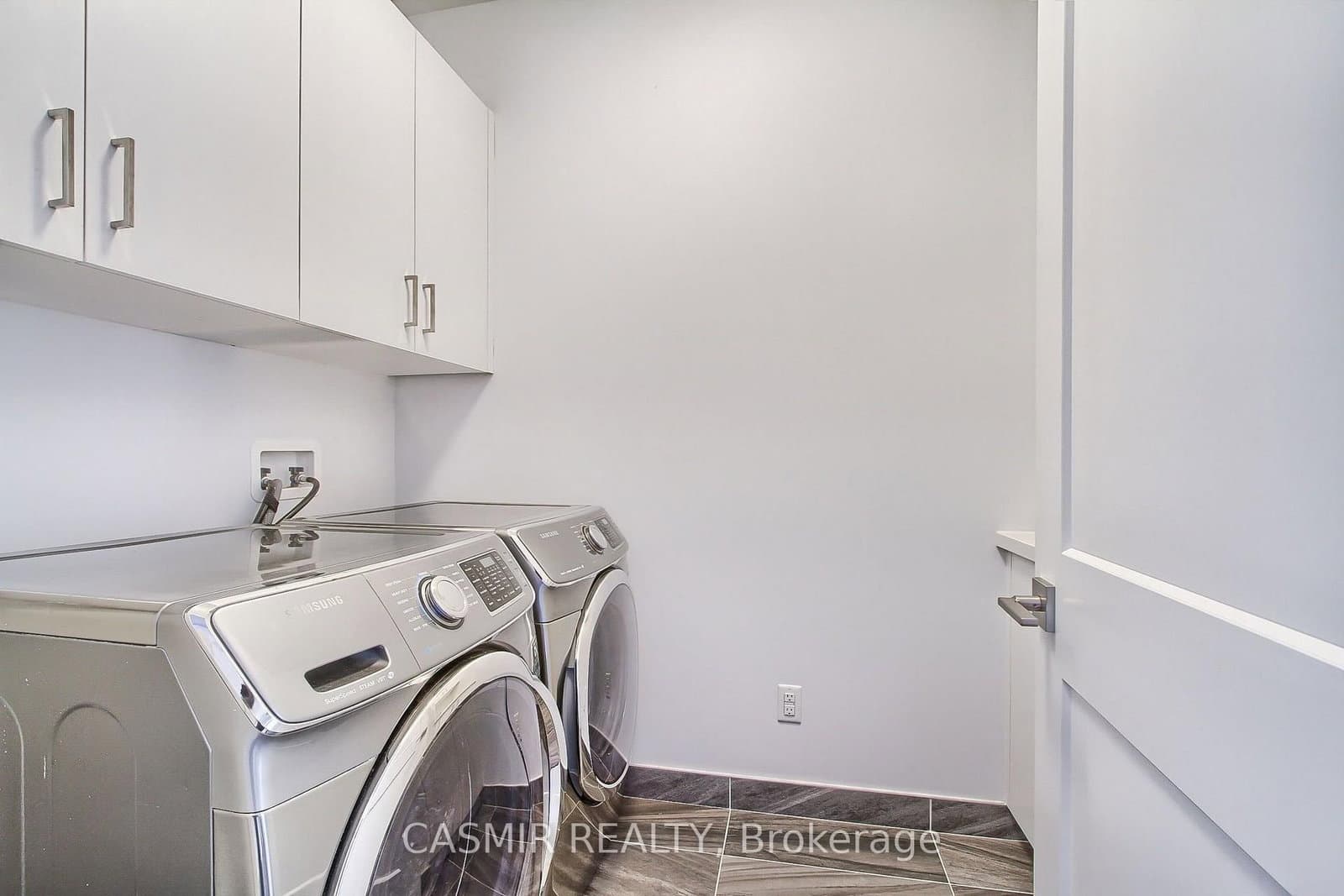 9873 Keele Street thumbnail 34