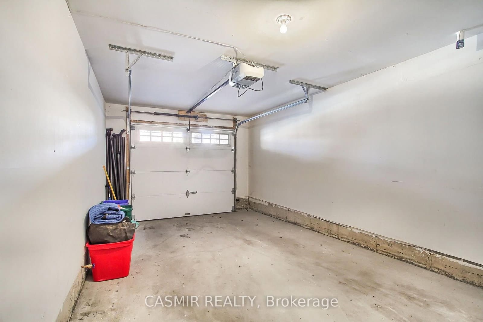 9873 Keele Street thumbnail 42