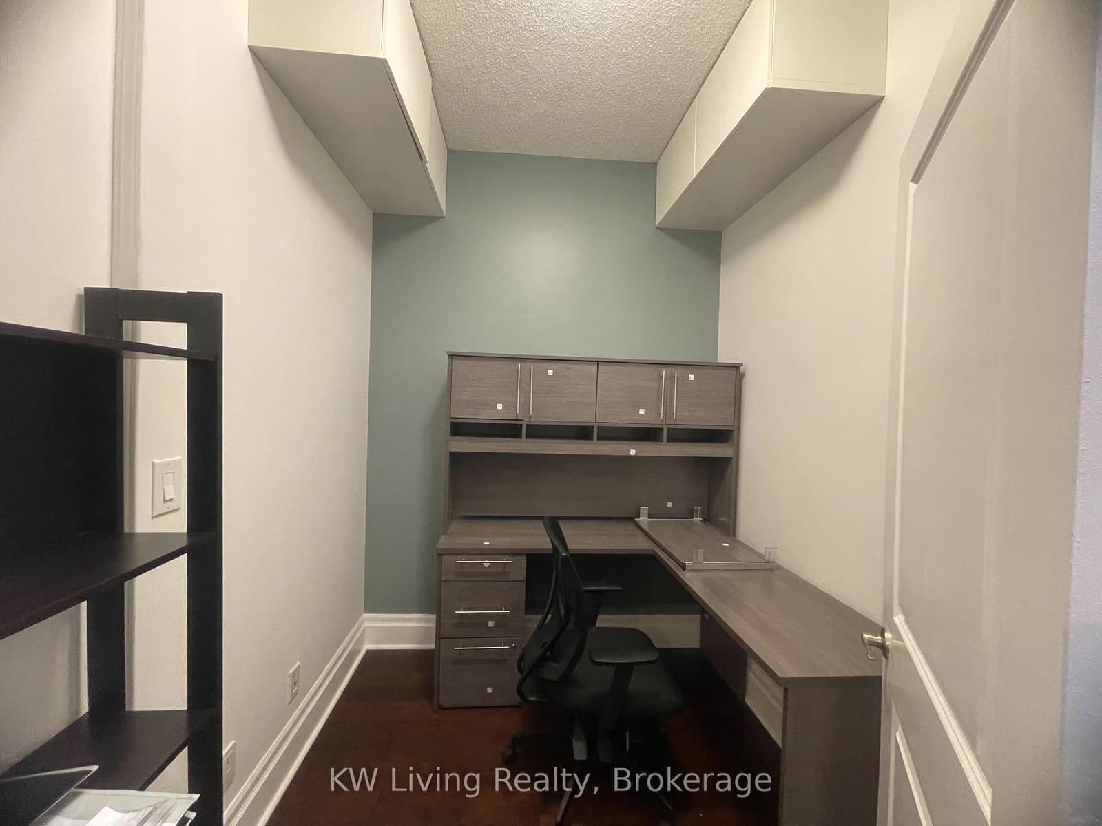 57 Upper Duke Crescent, Unit 101 thumbnail 10