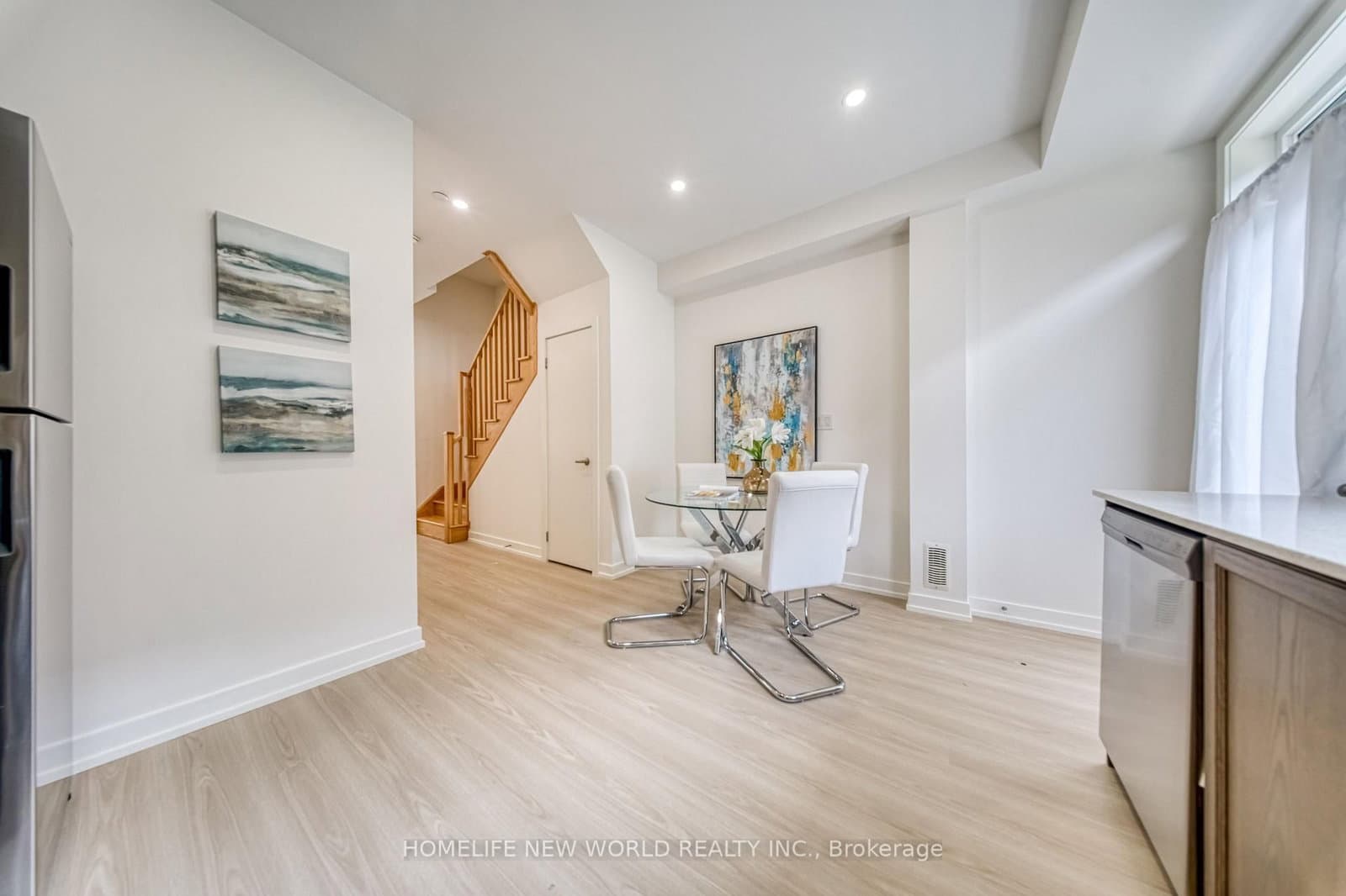 370D Red Maple Road, Unit 99 thumbnail 15