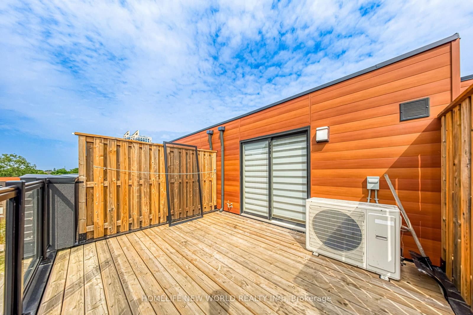 370D Red Maple Road, Unit 99 thumbnail 34