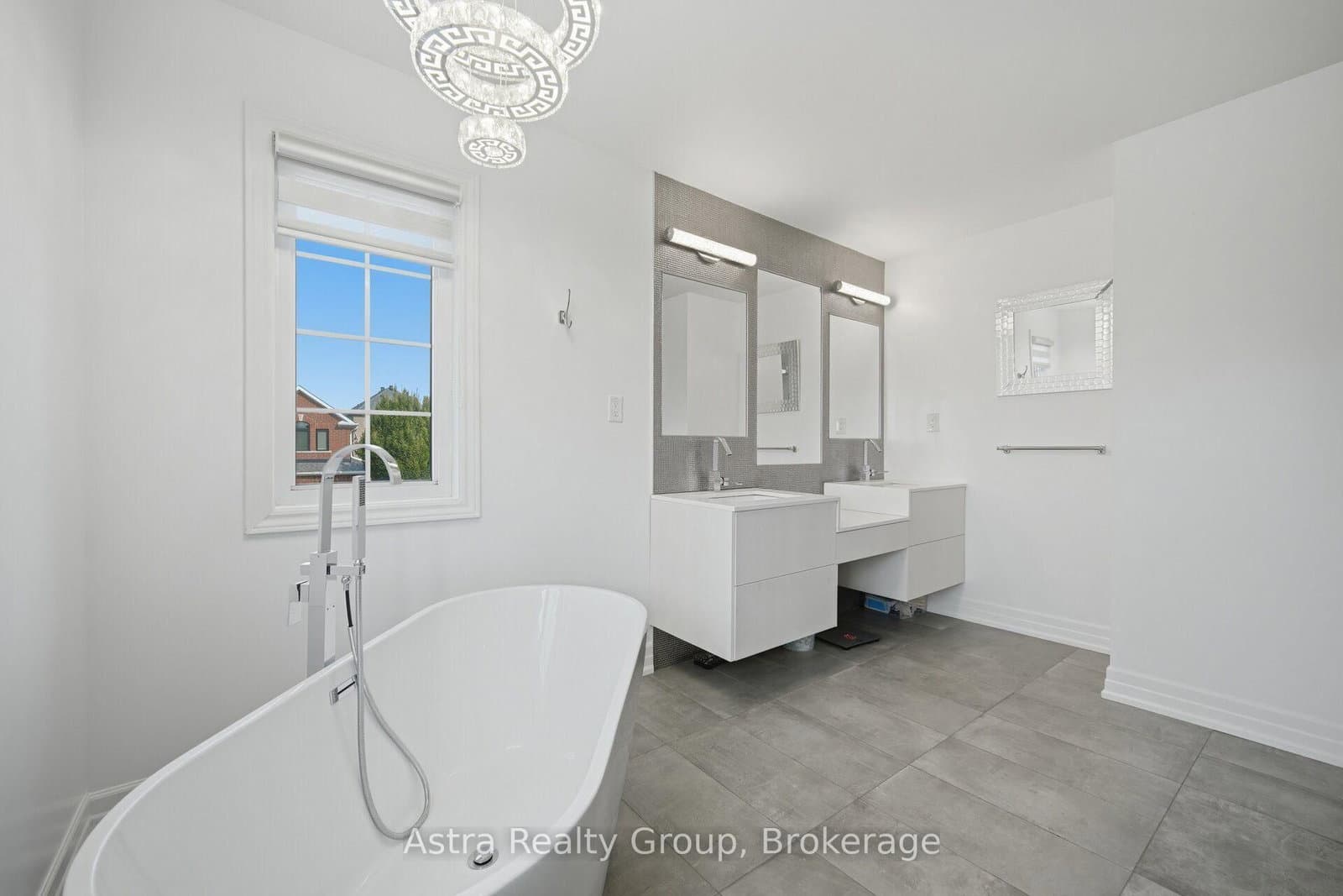 162 Corner Brook Crescent thumbnail 21