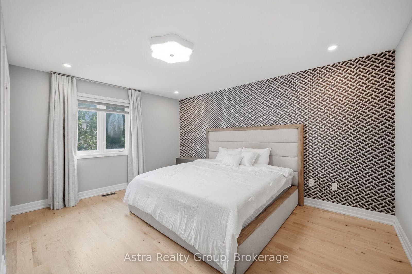 162 Corner Brook Crescent thumbnail 29