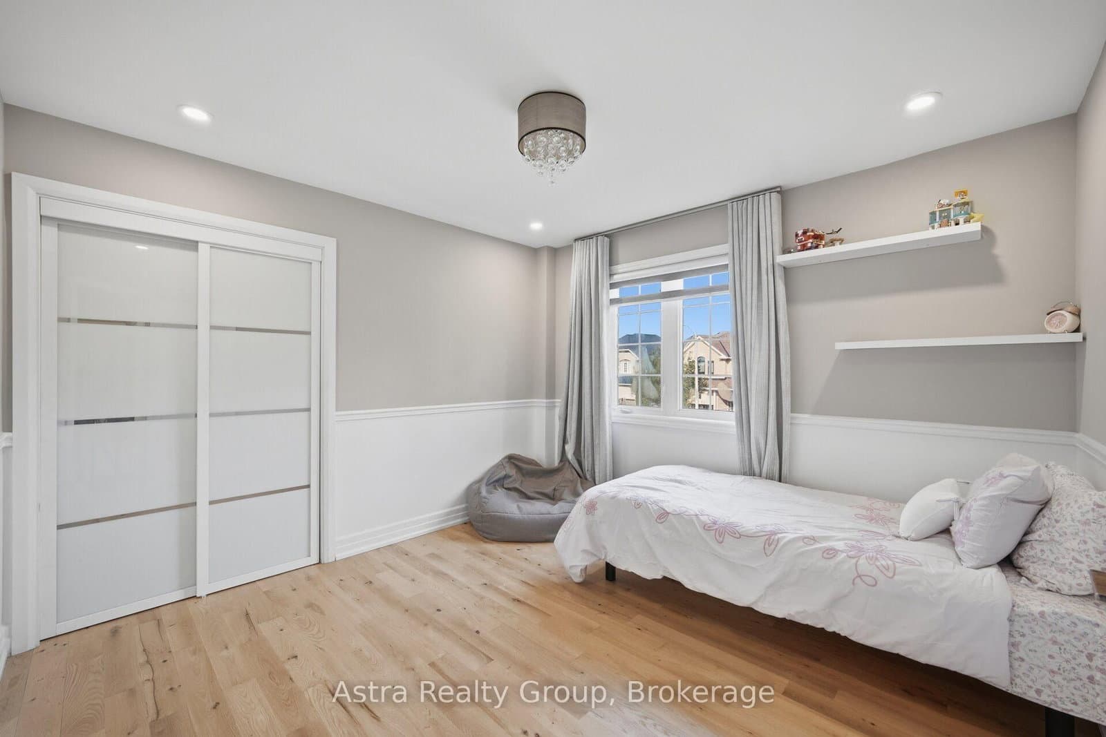 162 Corner Brook Crescent thumbnail 31