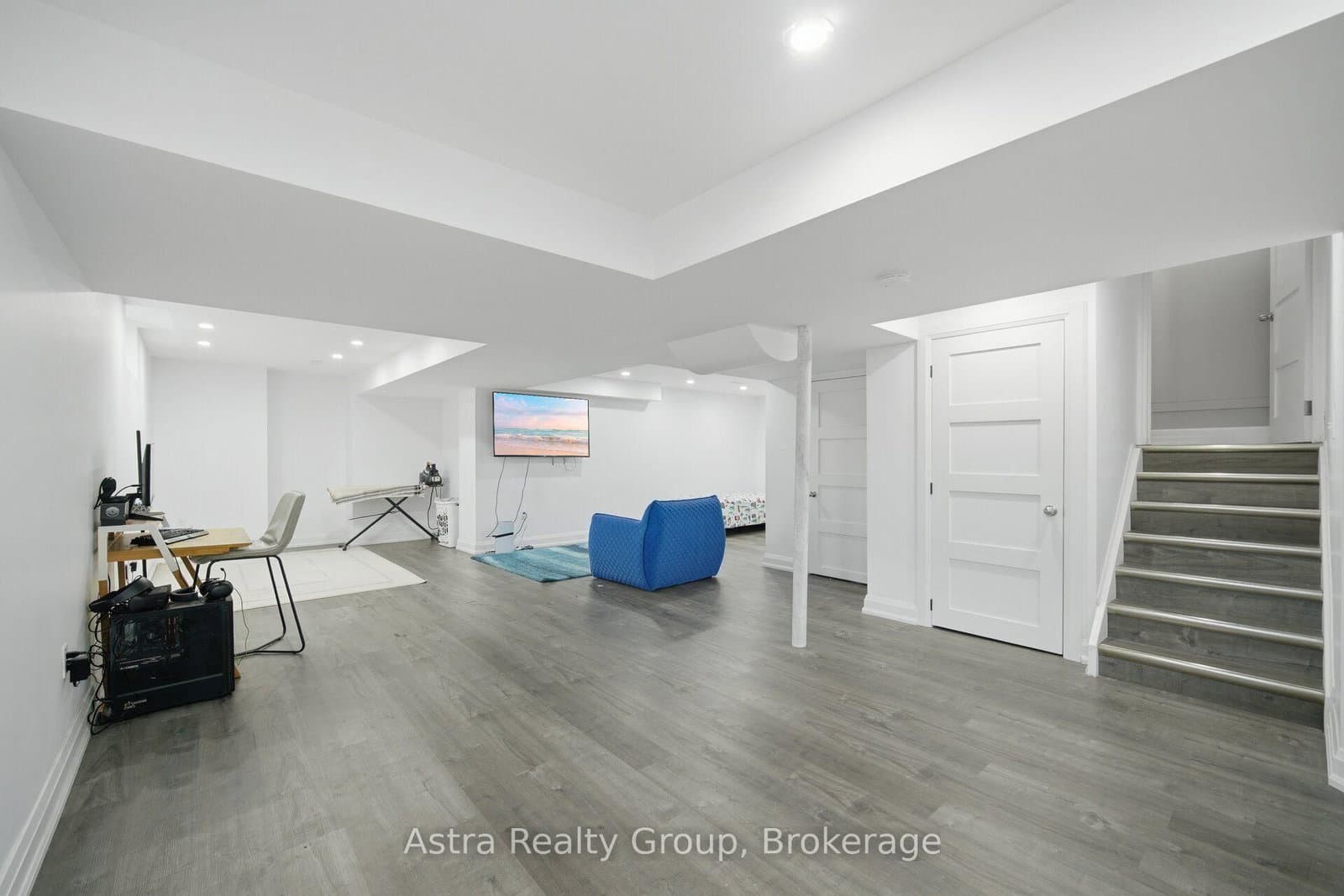 162 Corner Brook Crescent thumbnail 35