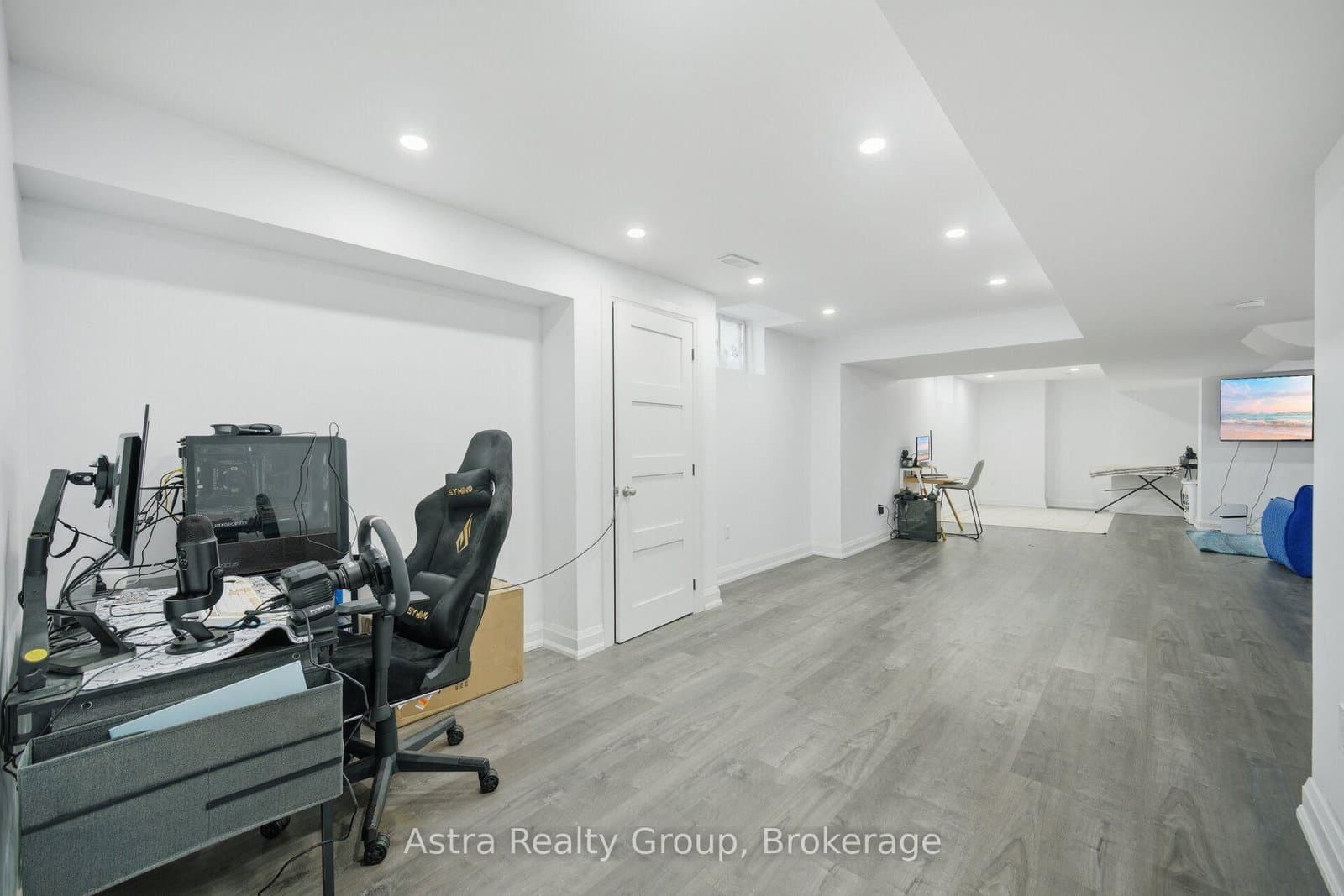 162 Corner Brook Crescent thumbnail 38