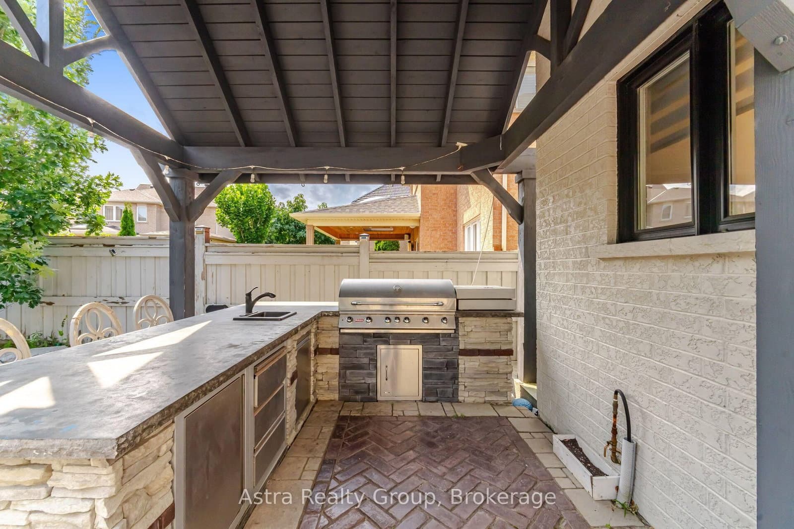 162 Corner Brook Crescent thumbnail 48