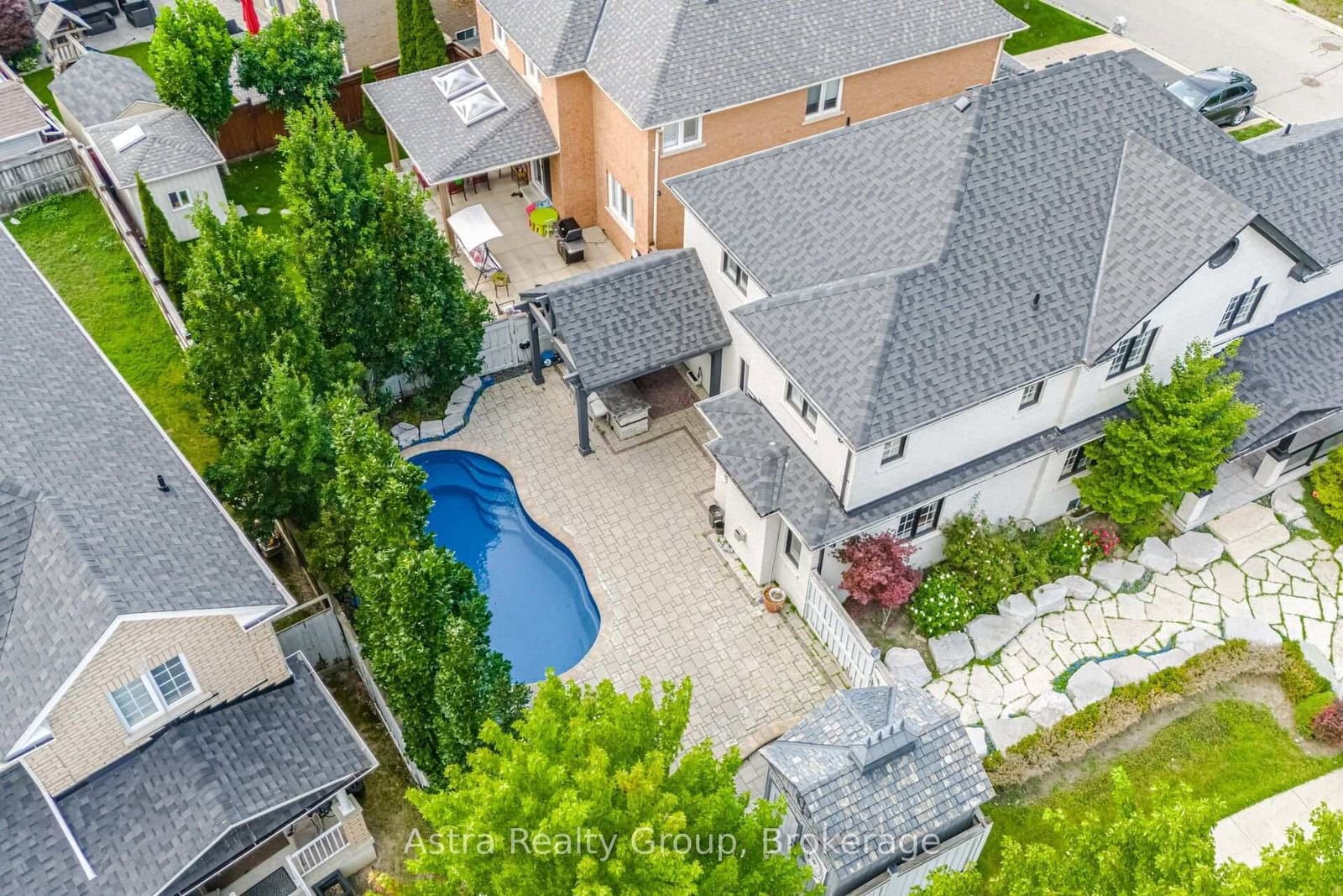 162 Corner Brook Crescent thumbnail 49