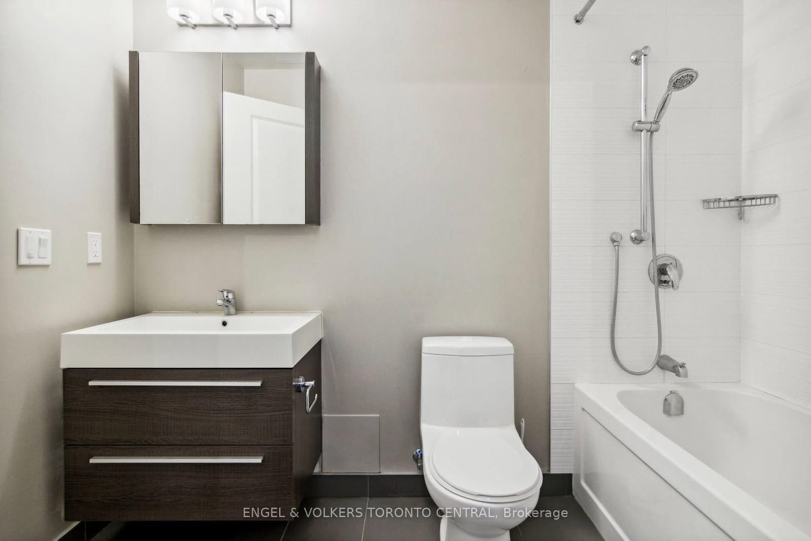 180 Enterprise Boulevard, Unit 401 thumbnail 8