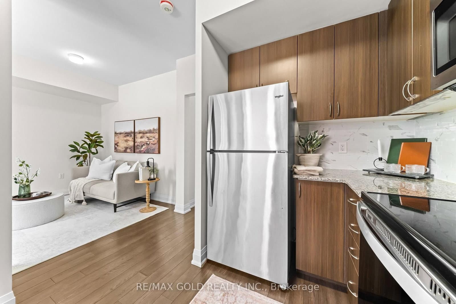 18 Coles Avenue, Unit 602 thumbnail 12