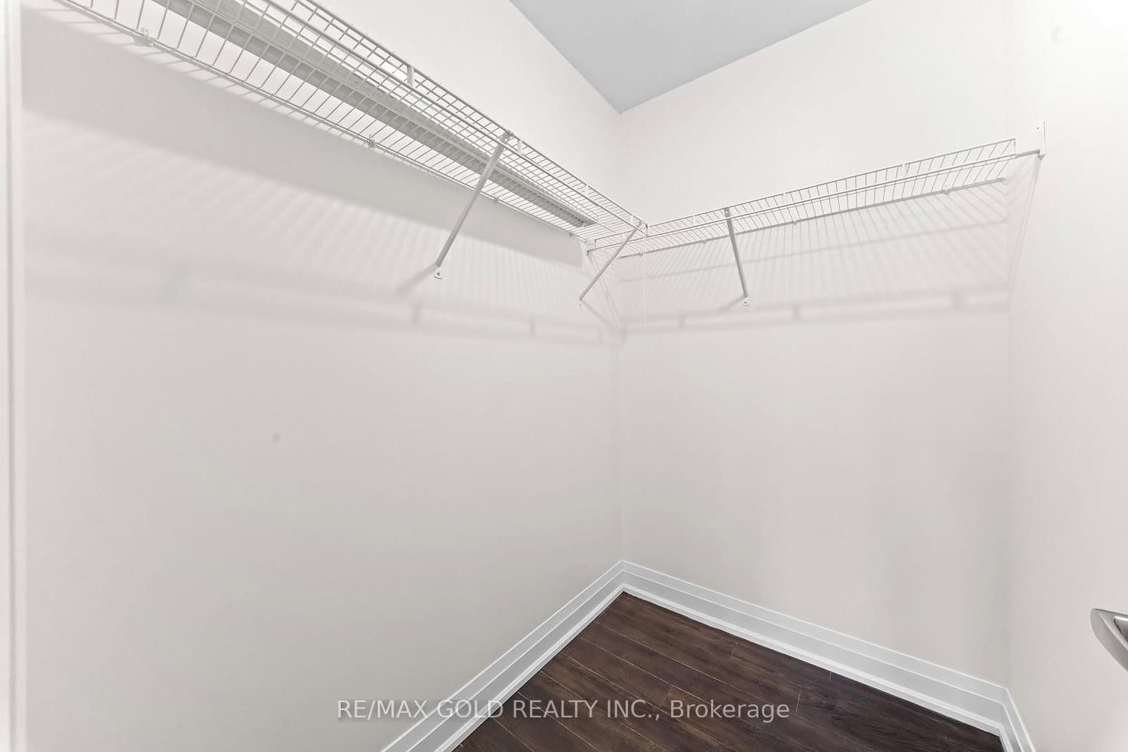 18 Coles Avenue, Unit 602 thumbnail 25