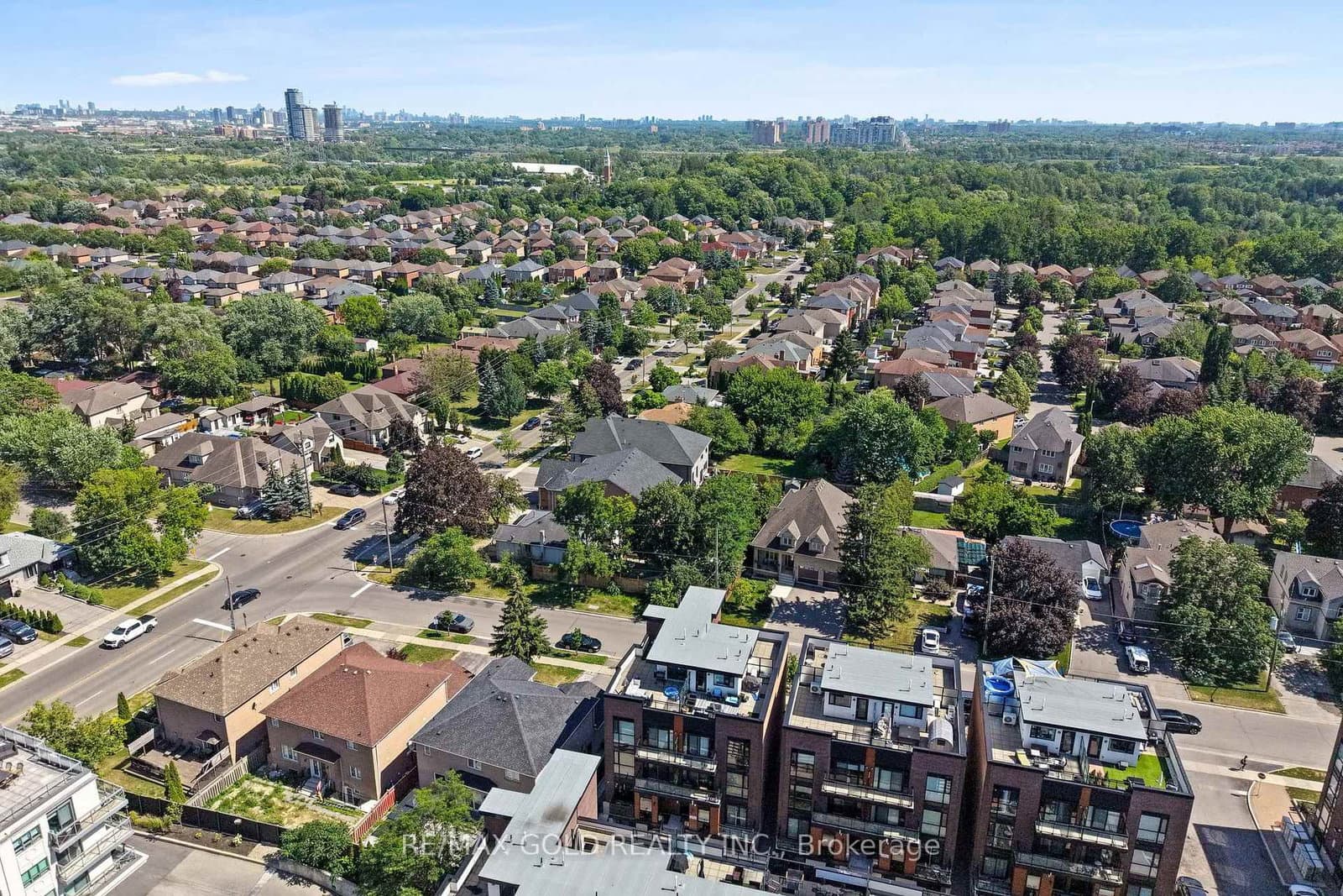 18 Coles Avenue, Unit 602 thumbnail 33