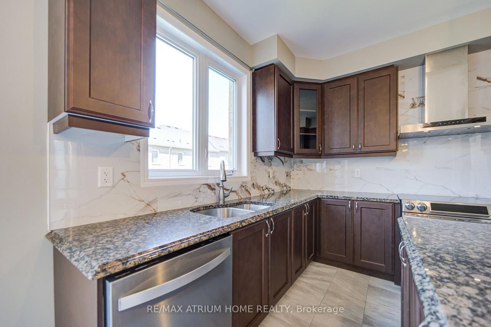 396 Thomas Phillips Drive thumbnail 26