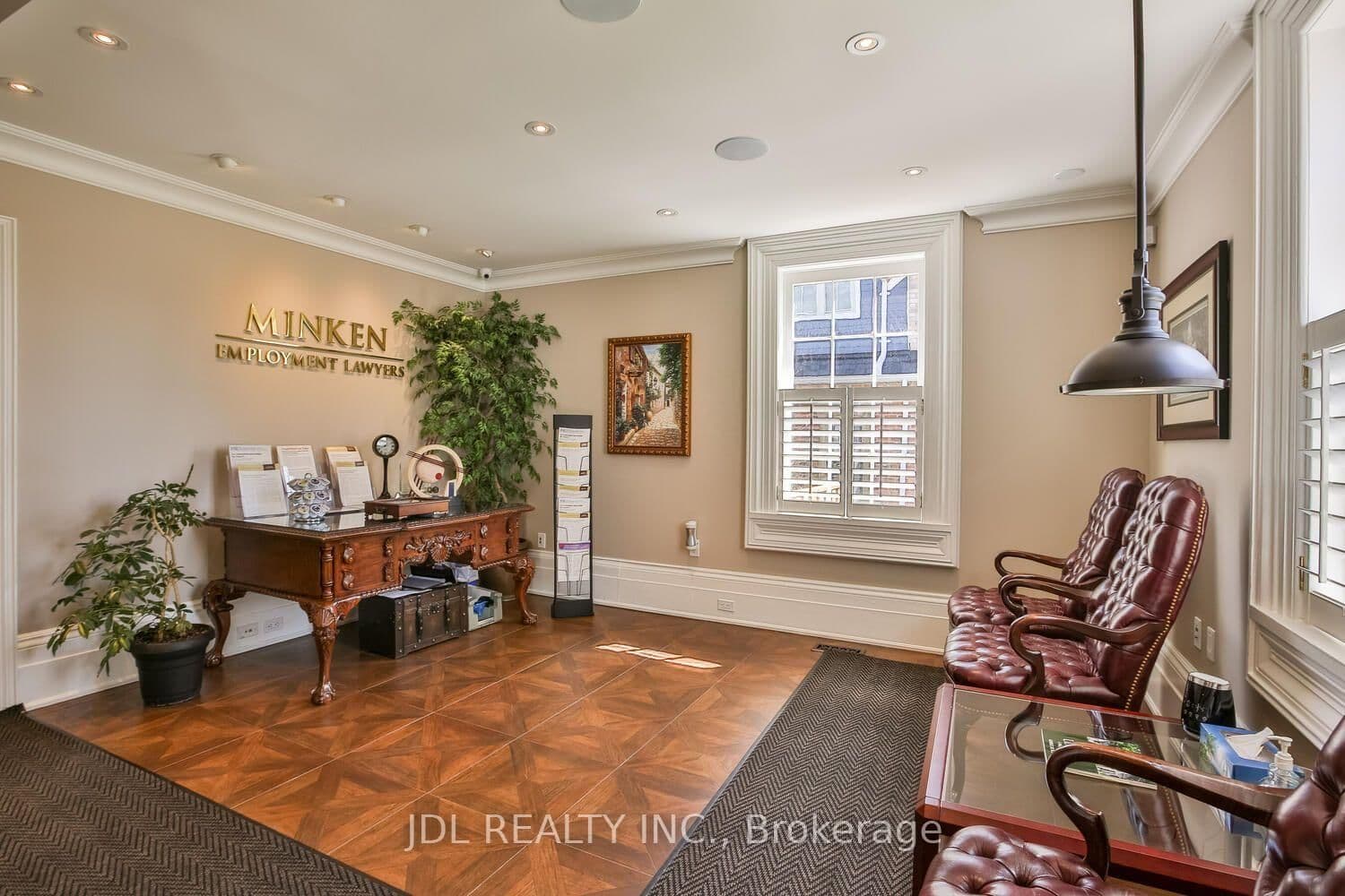 145 main Street N thumbnail 19