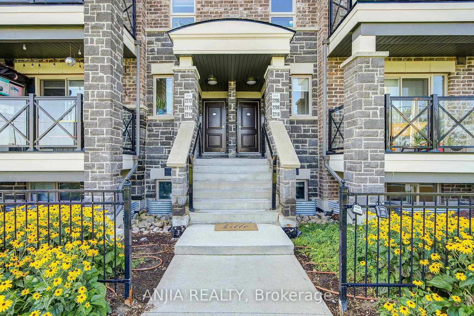 10 Westmeath Lane, Unit 2210 - Image 1