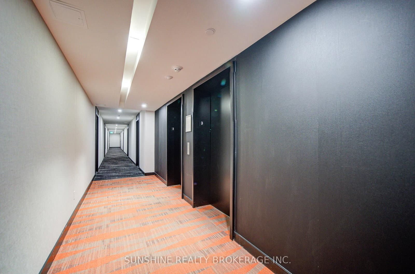 38 Simcoe Promenade, Unit 311 thumbnail 10