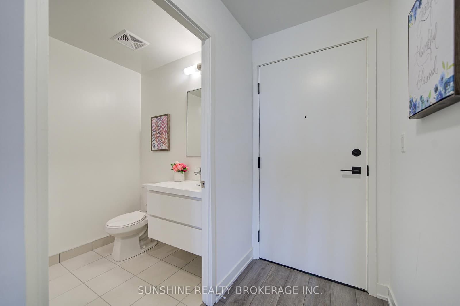 38 Simcoe Promenade, Unit 311 thumbnail 13