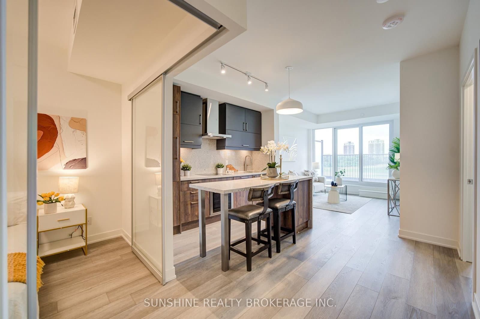 38 Simcoe Promenade, Unit 311 thumbnail 14