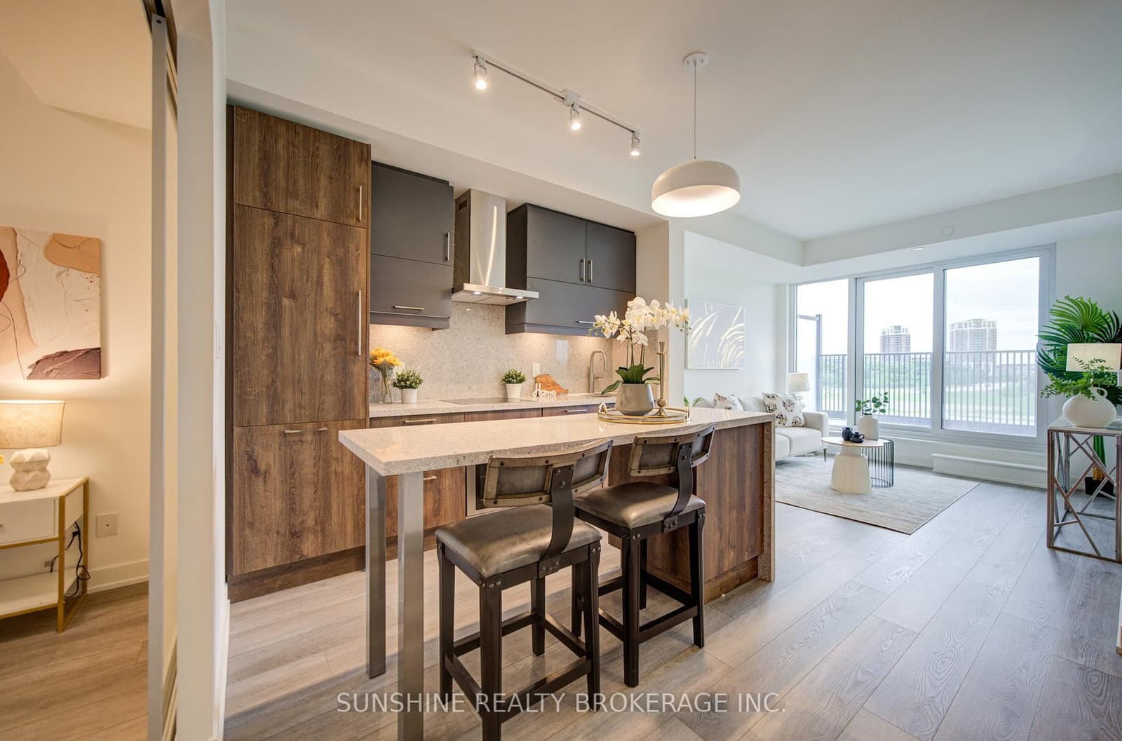 38 Simcoe Promenade, Unit 311 thumbnail 15