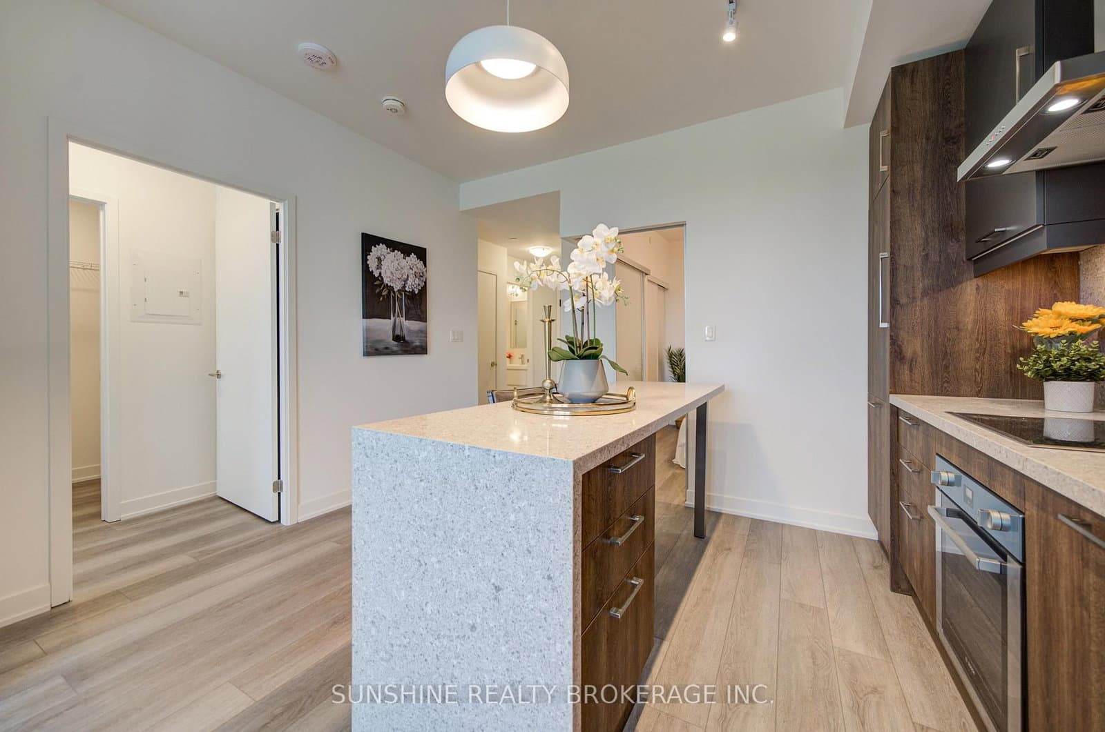 38 Simcoe Promenade, Unit 311 thumbnail 19
