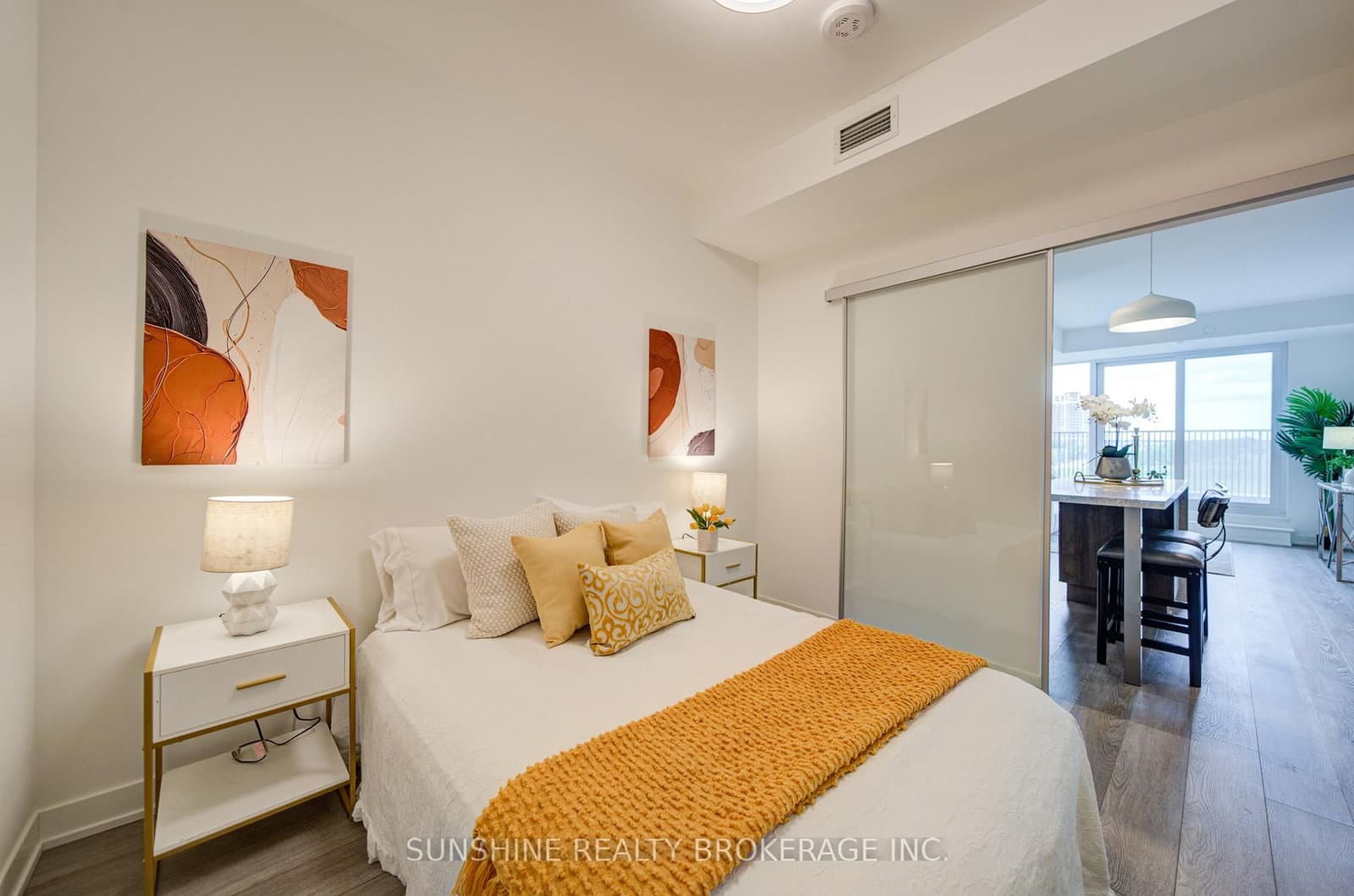 38 Simcoe Promenade, Unit 311 thumbnail 35
