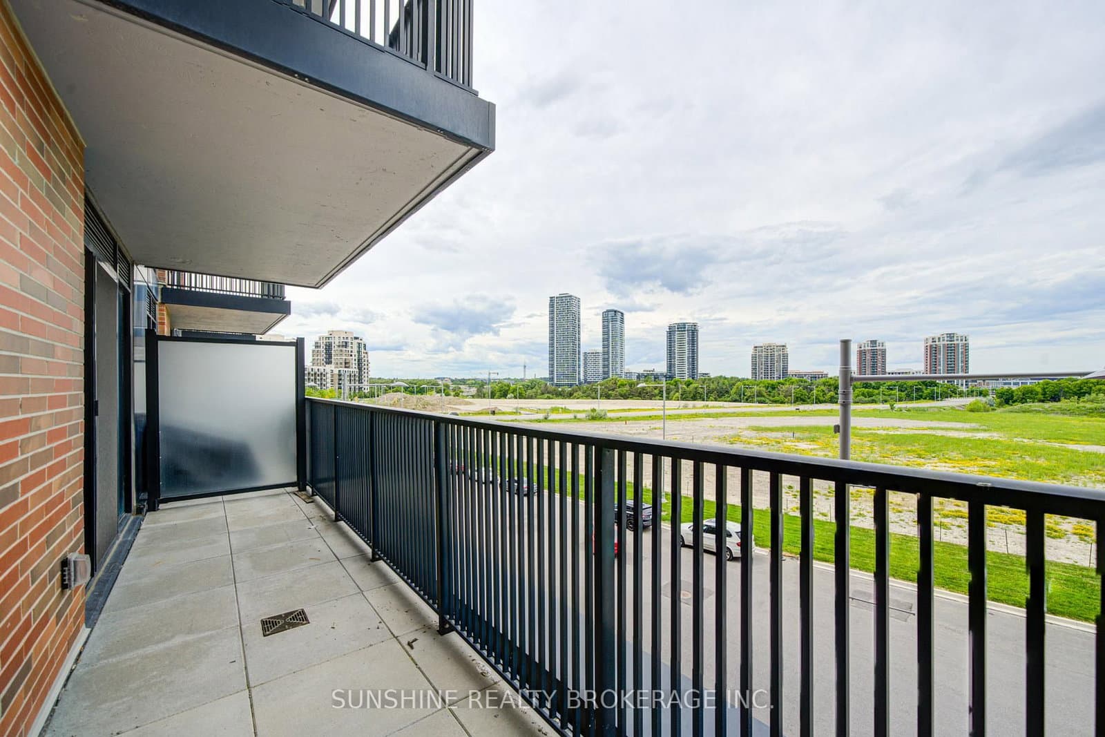 38 Simcoe Promenade, Unit 311 thumbnail 41