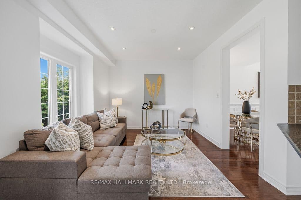 15 Old Colony Road, Unit 24 thumbnail 12