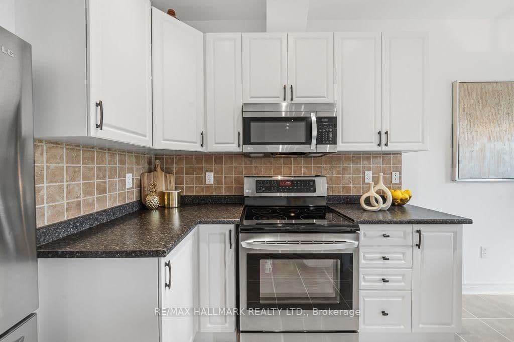 15 Old Colony Road, Unit 24 thumbnail 16