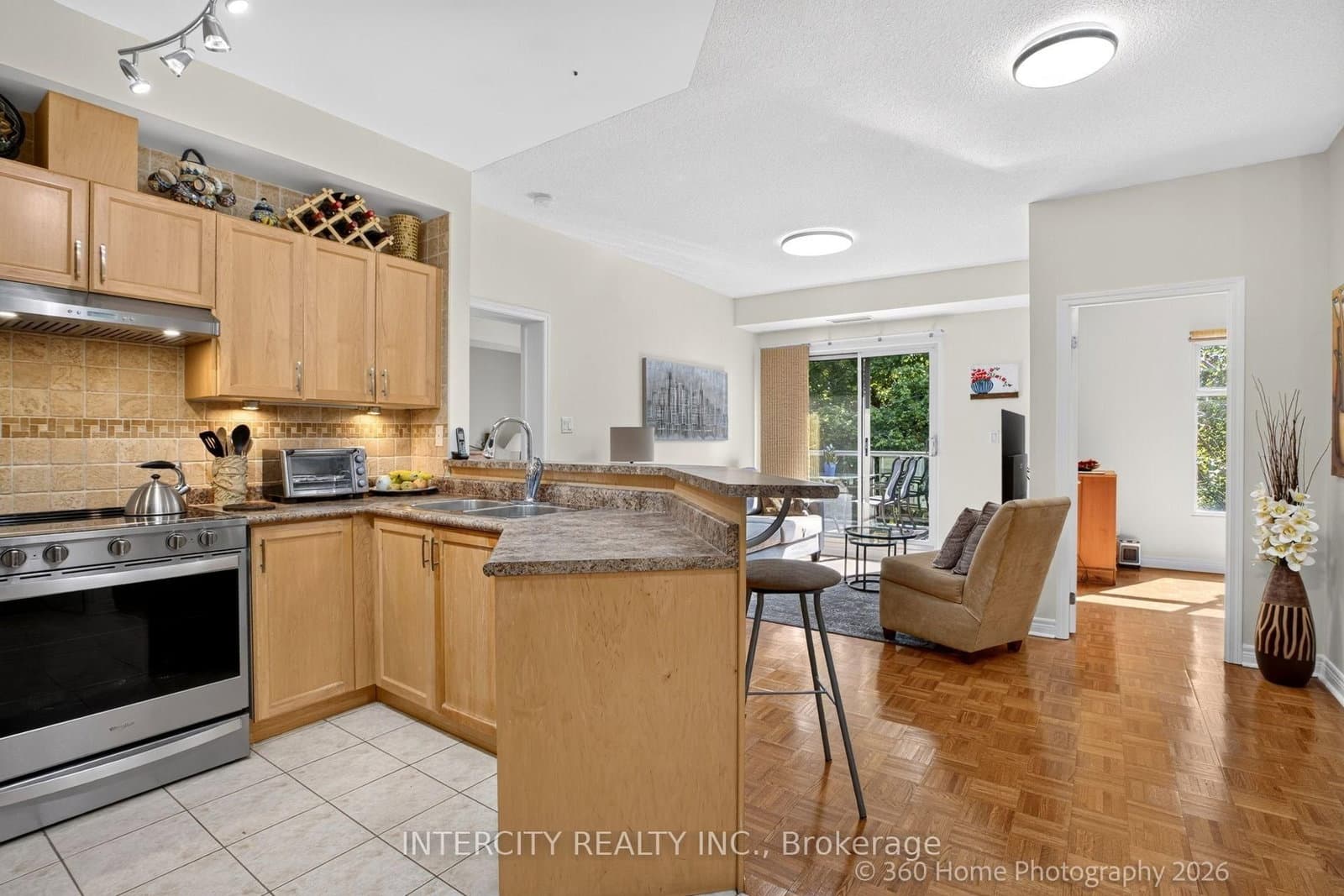 245 Pine Grove Road, Unit 304 thumbnail 6