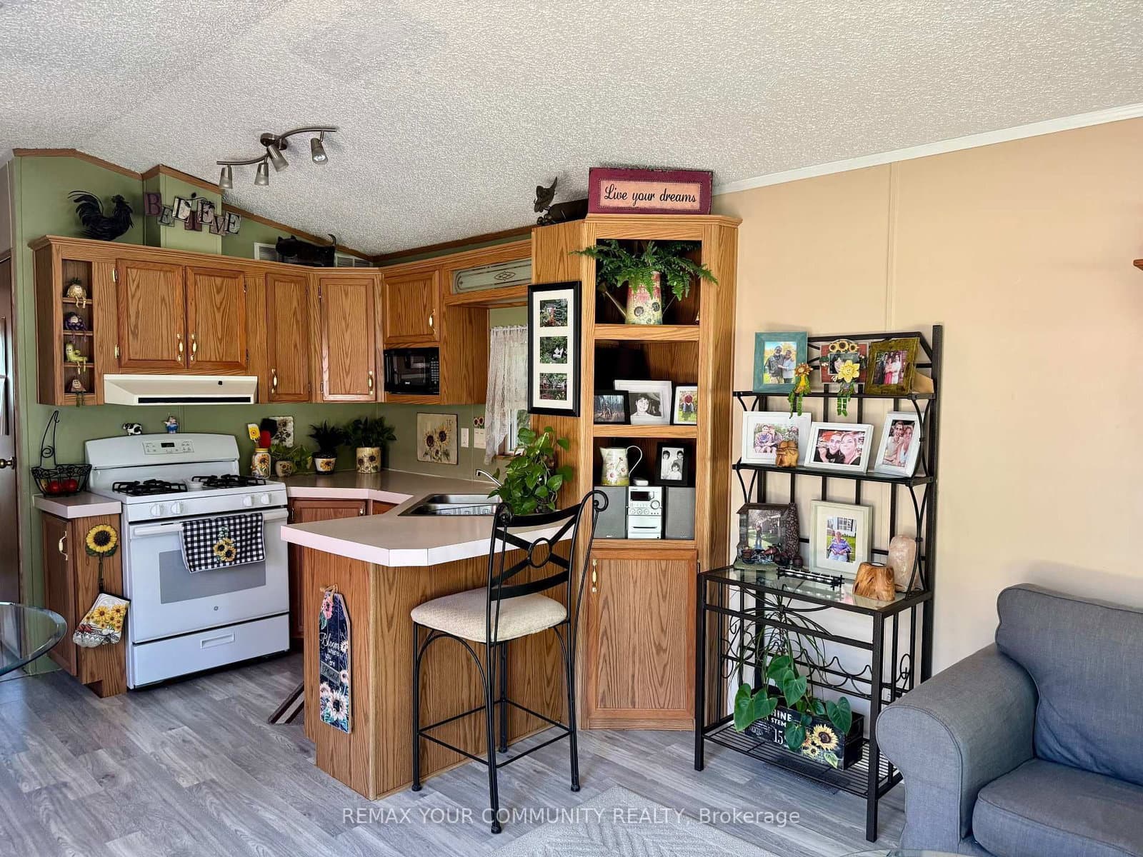 285 Crydermans Side Road, Unit 324 thumbnail 5