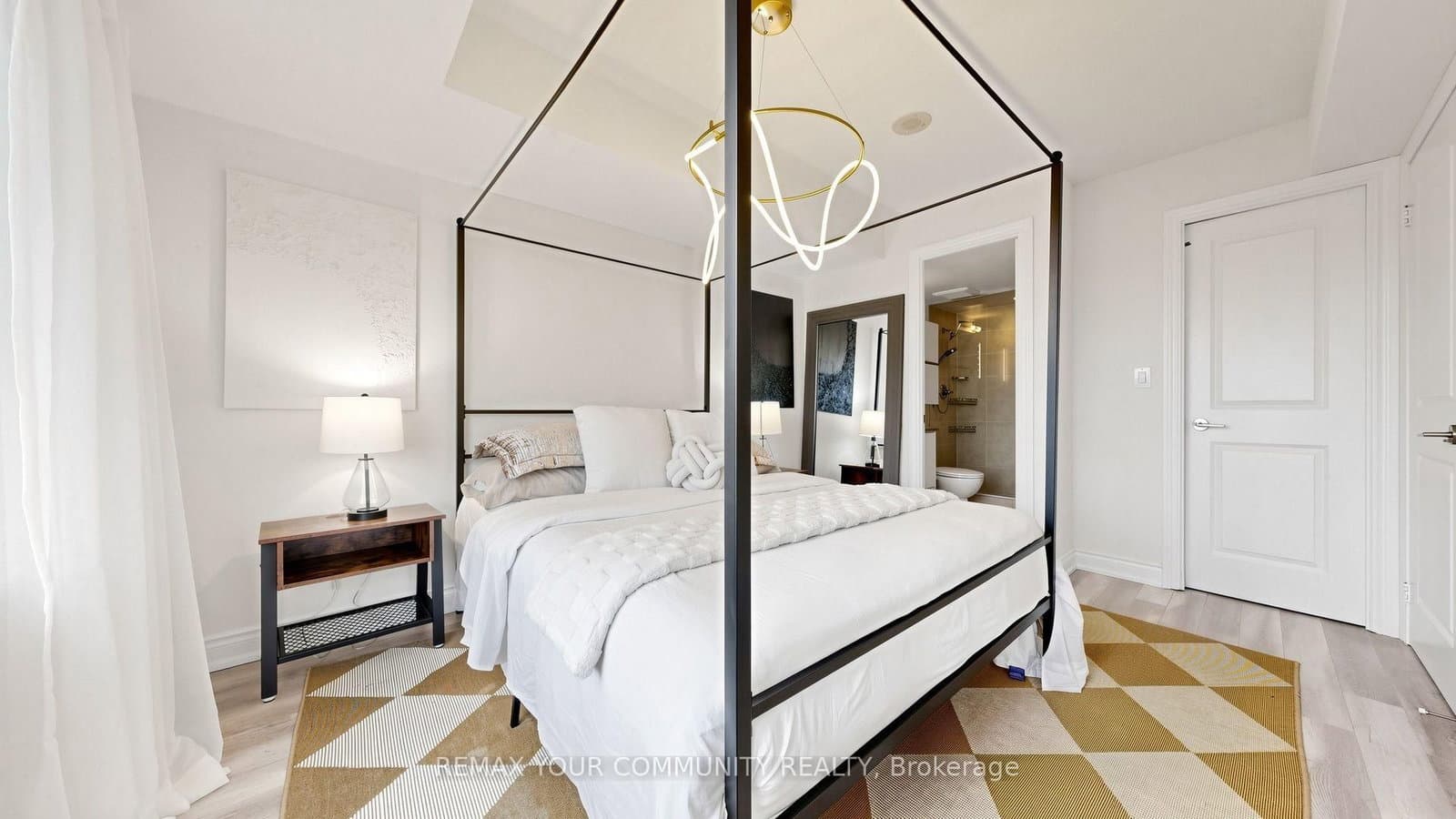 273 South Park Road, Unit 215 thumbnail 24